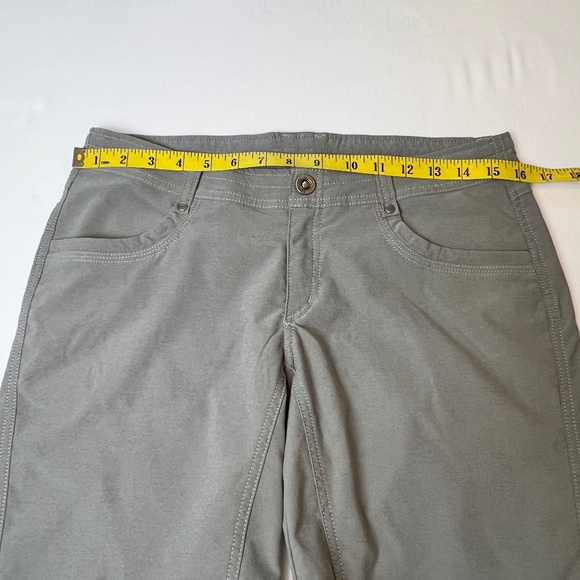 Kuhl Trekr 8 inch inseam activewear shorts - Picture 4 of 12